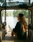 CTC approved original | pixels:181b67317f35576c80445a4ba9f6ae3efa4e2c458693d326f9d1d5653700102a | Sow Into Me Crew | source:brunette_sow-into-me-crew_jeep-lake.jpeg | side:back