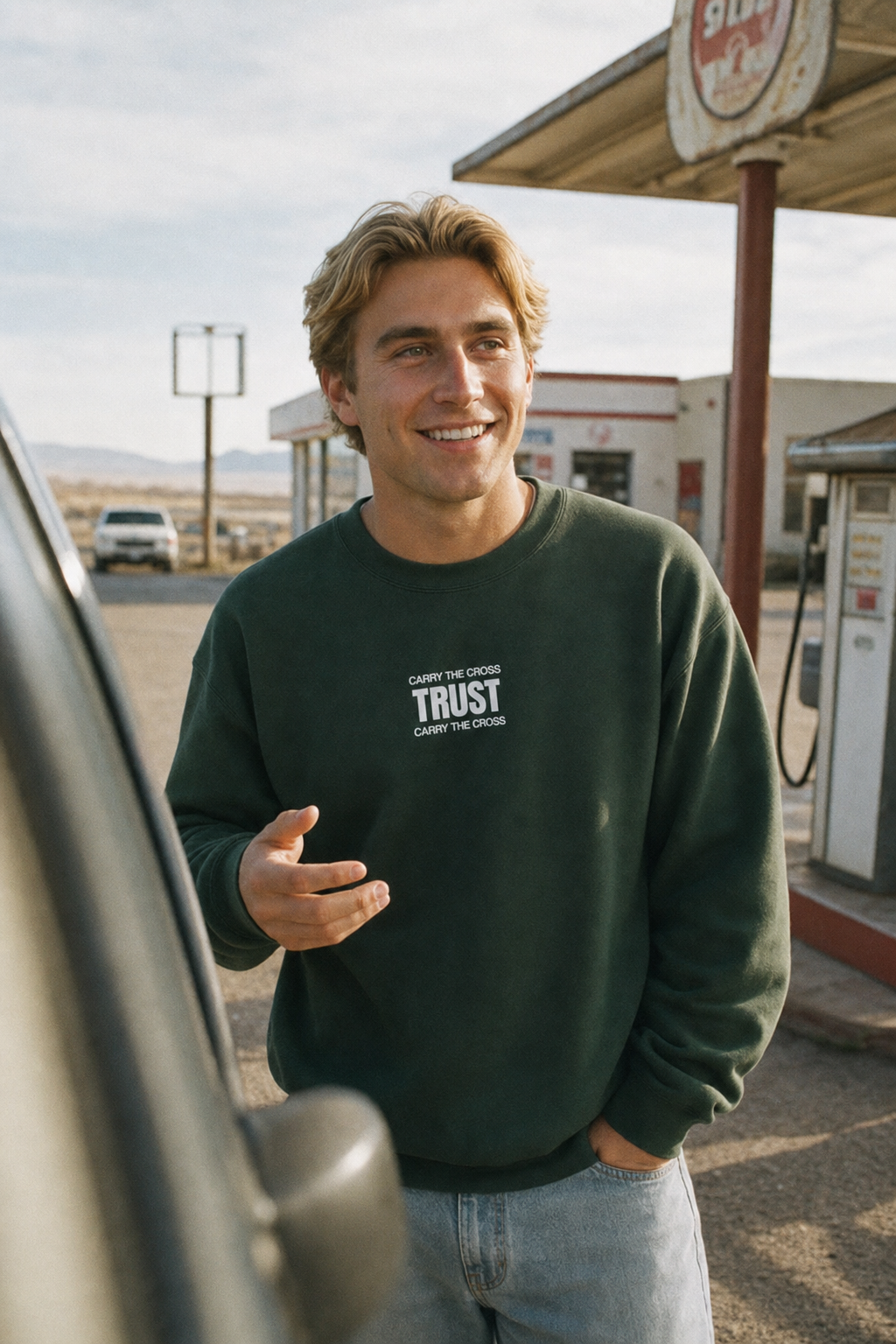 CTC approved model | pixels:f734209060b53d8dee79961a2bb1379386b82378e36a6b559e6cdafafda47997 | CTC-012 | Trust Crew | color:Forest Green | side:front