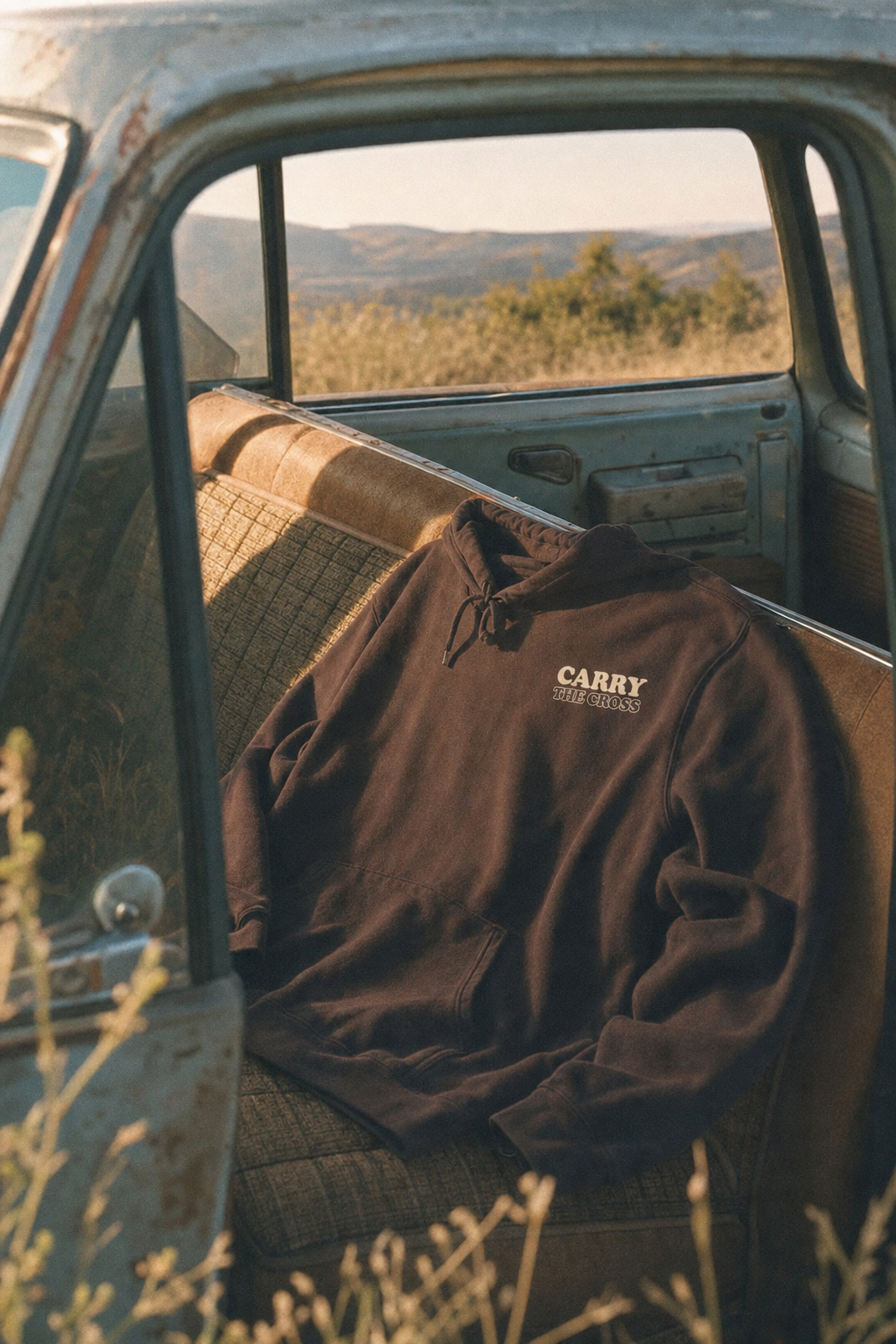 CTC approved model | pixels:869acf603b40bddd826f8f49ef1e2f99deb27fe65f3f146e3fdfaf4740f9488c | CTC-048 | Jesus Wept Hoodie | color:Dark Chocolate | side:front